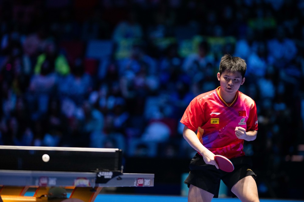 高峰完成任 高峰完成任